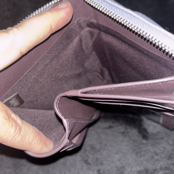 Coach Quilted Leather Lilac Wallet EUC - Picture 6 of 7